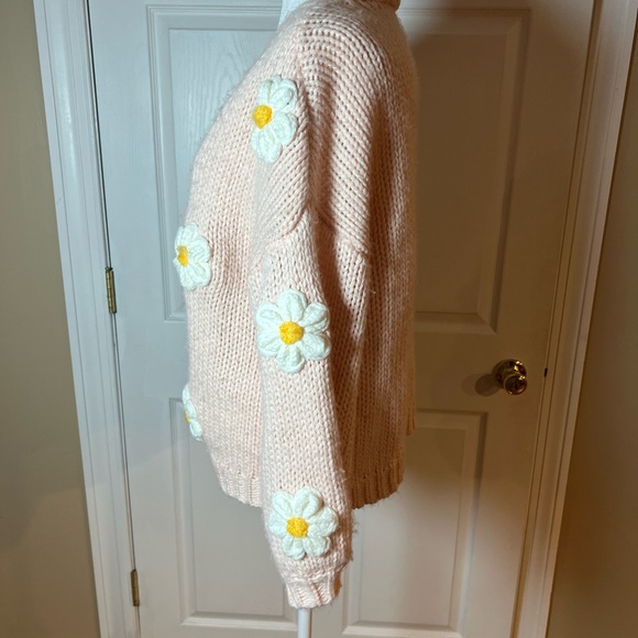 Altard State Sweater Cardigan S Pink Floral Daisy 3D Chunky Knit Statement Boho - Picture 2 of 7